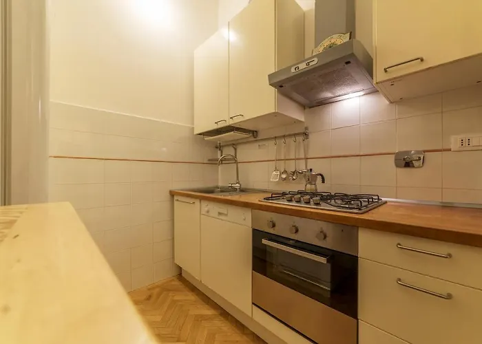 Casa Cornacchie - Fromhometorome Rom