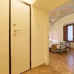 Apartament Casa Cornacchie - Fromhometorome