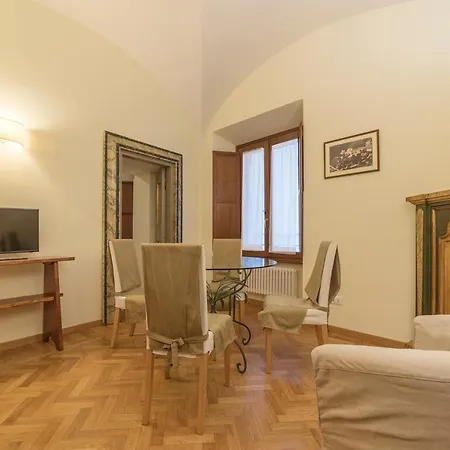 Apartament Casa Cornacchie - Fromhometorome